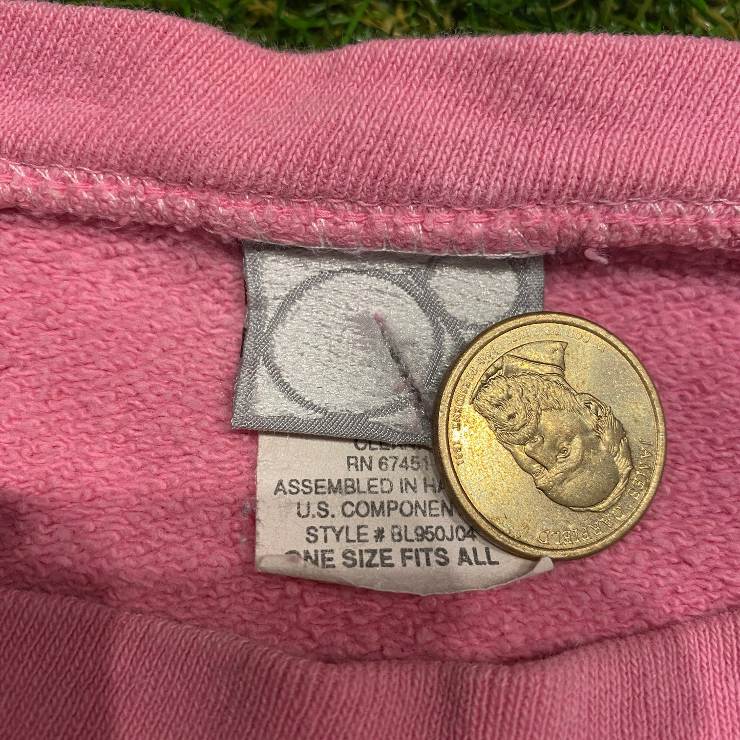 Ocean pacific save the wave crewneck pink Size OS USED v12146