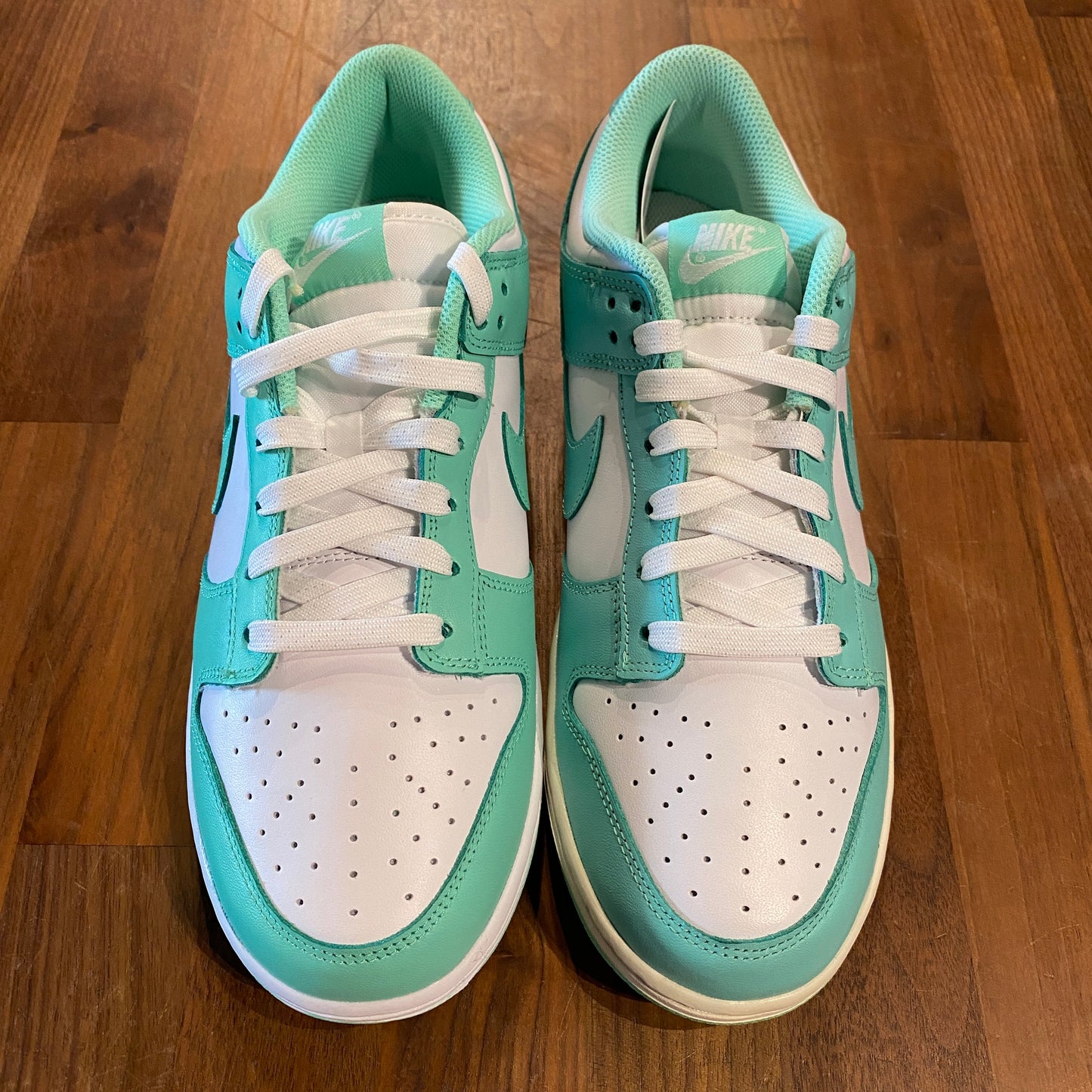 Nike Dunk Low Green Glow Size 9.5m / 11w NEW s11162