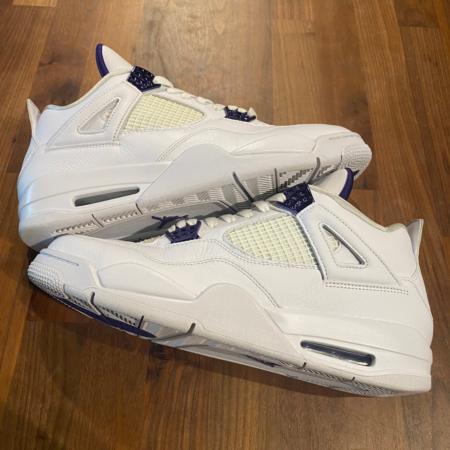 Jordan 4 Metallic Purple 2020 Size 12 USED s11305