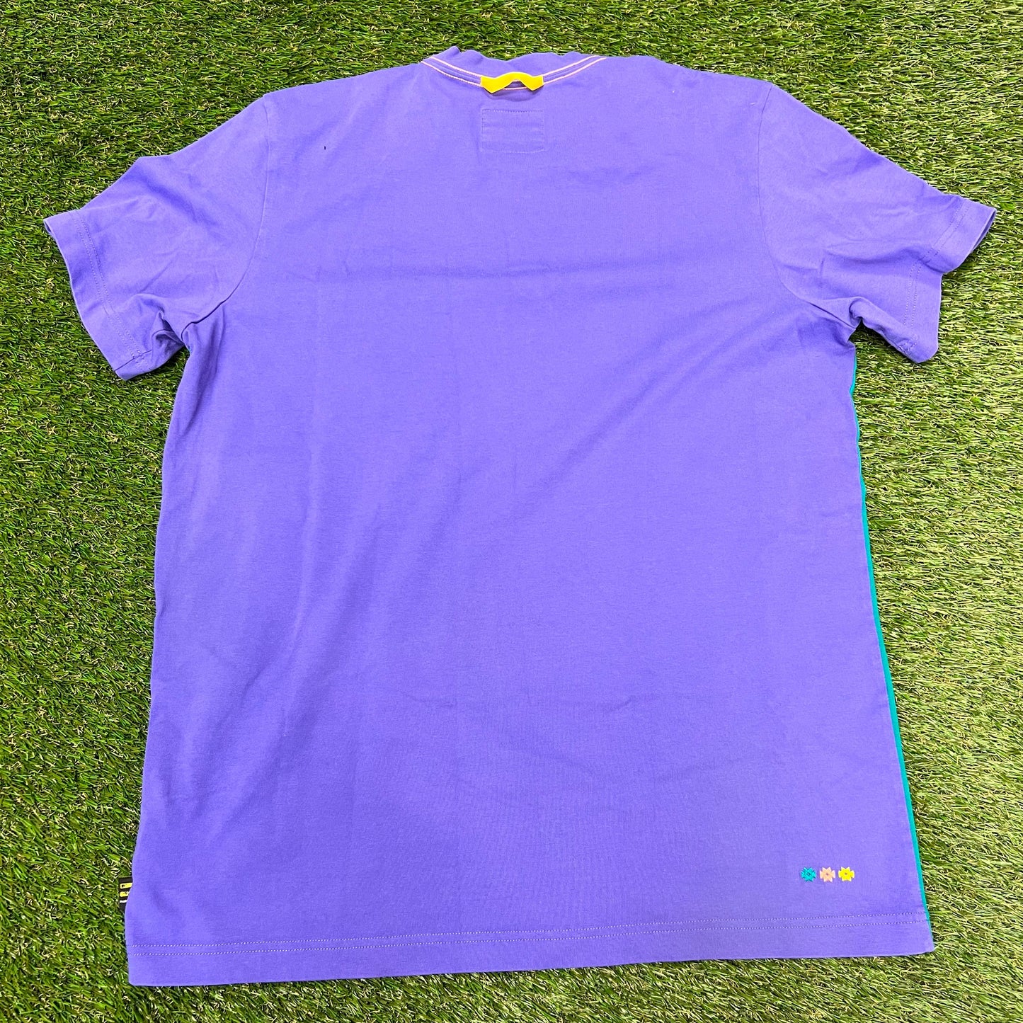 Adidas pharrel multi color pocket tee blue Size XL USED v12562