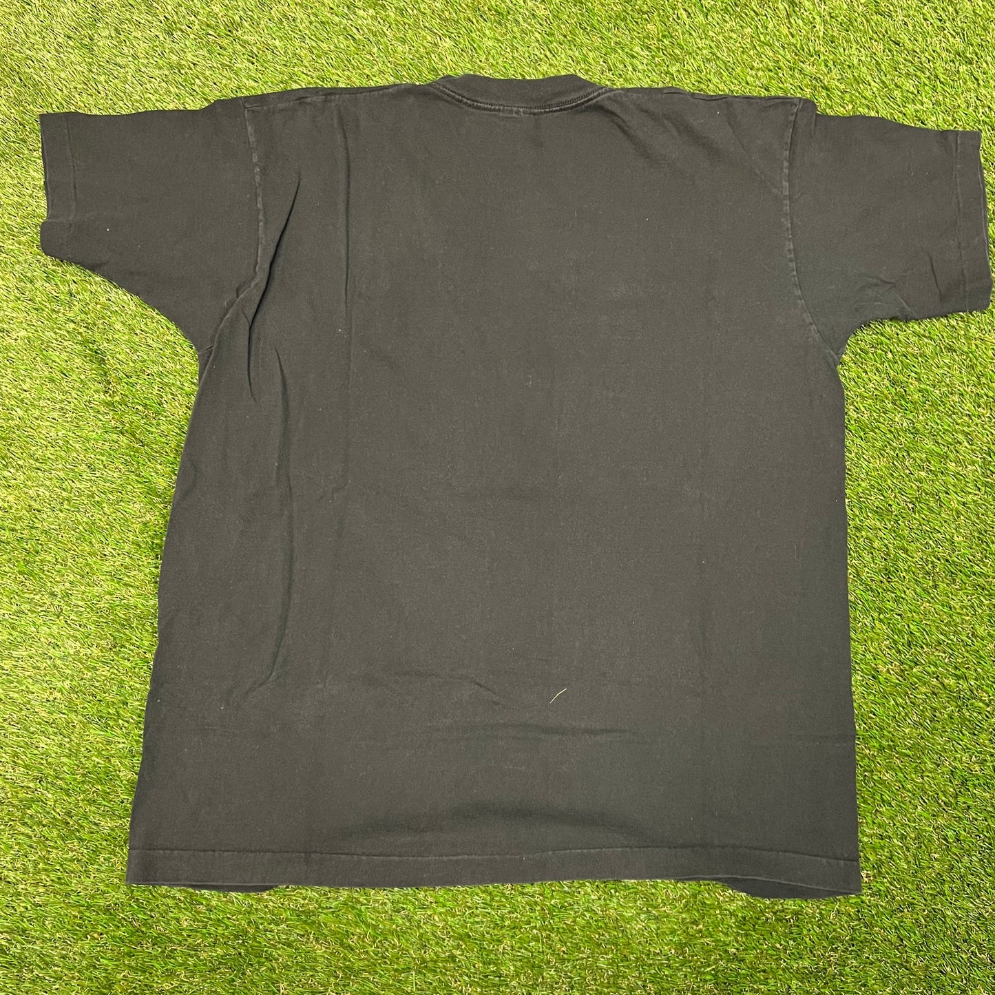 1990's MJ ' The Man Is Back ' Black Tee Size XL USED v12629