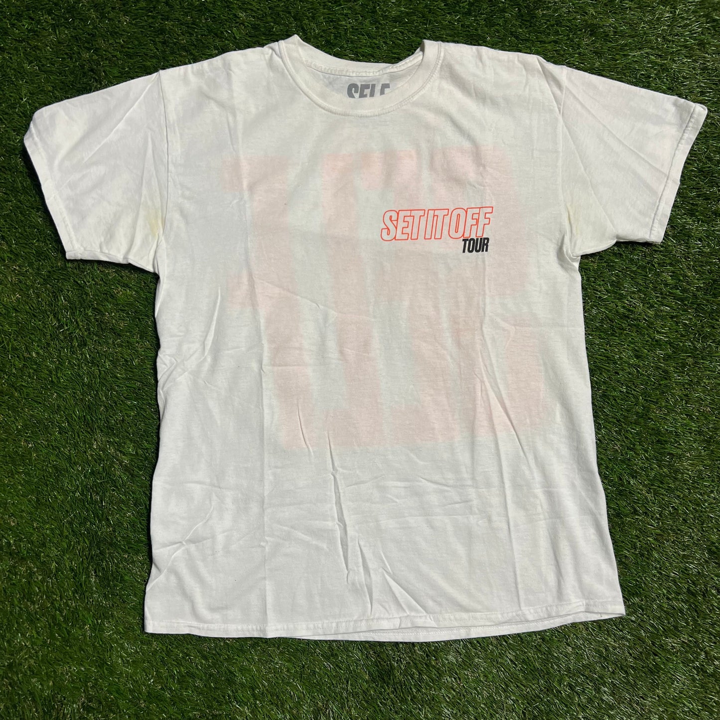 Metro Booming & Bryson Tiller White Tee Size Large USED v1747