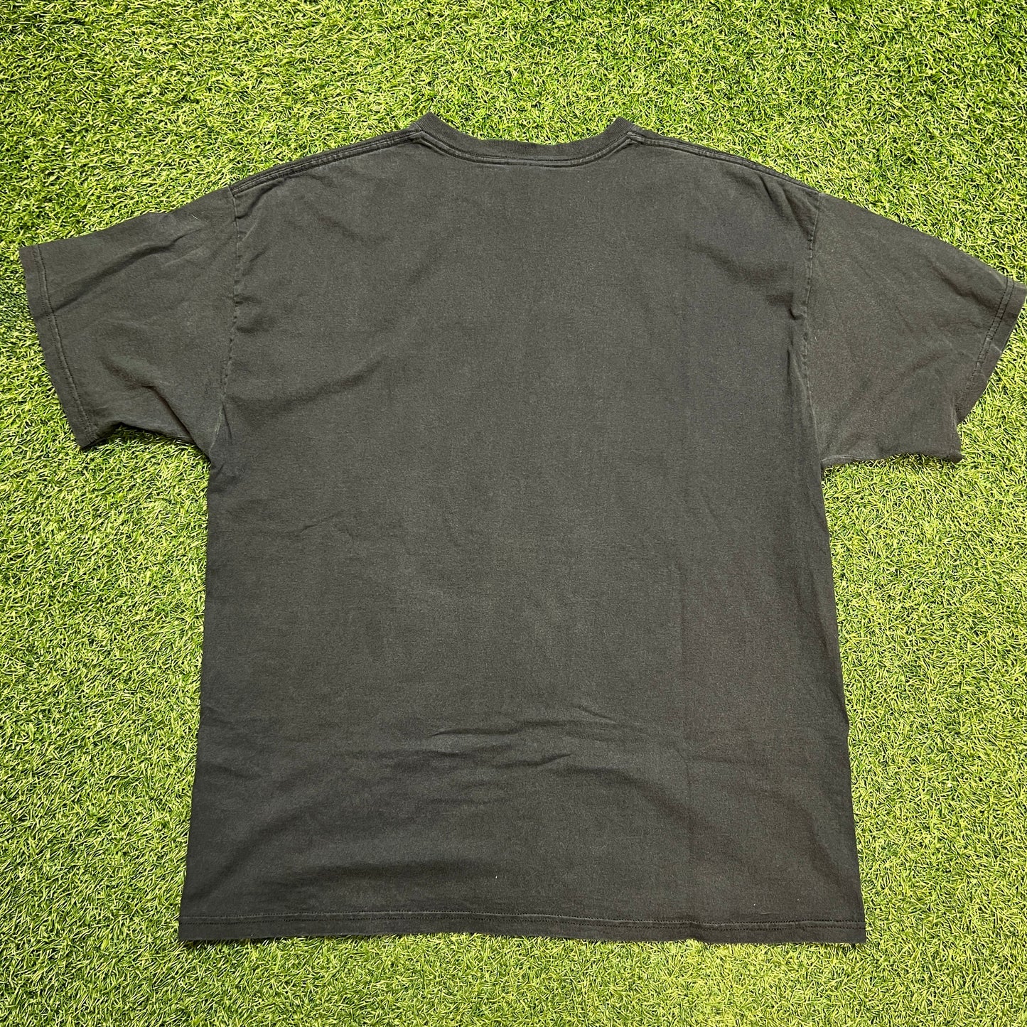 The dark knight joker tee delta tag Size XL USED v12776