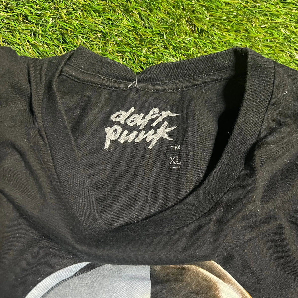 Daft Punk Helmet Black Tee Size XL USED x2090