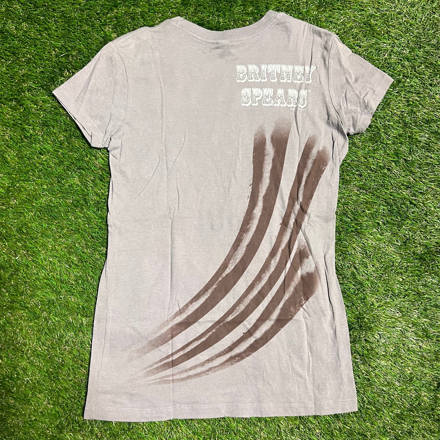 Britney Spears 2009 Womanizer Grey Tee Size Large USED v2756