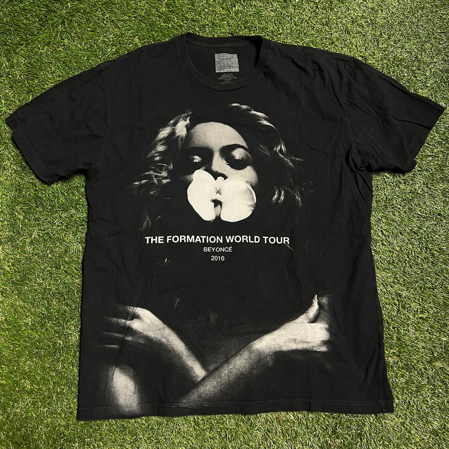 Beyonce Formation World Tour 2016 Black Tee Size XL USED v3405