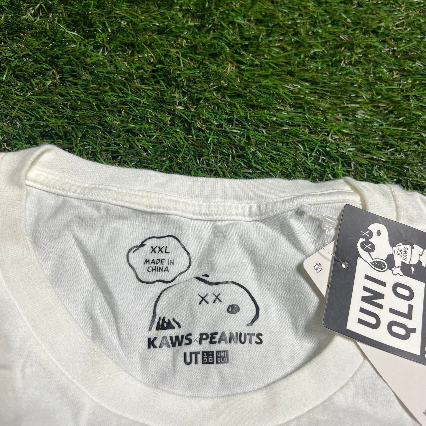 Kaws peanuts snoopy pocket tee white fw17 Size XXL NEW x9584
