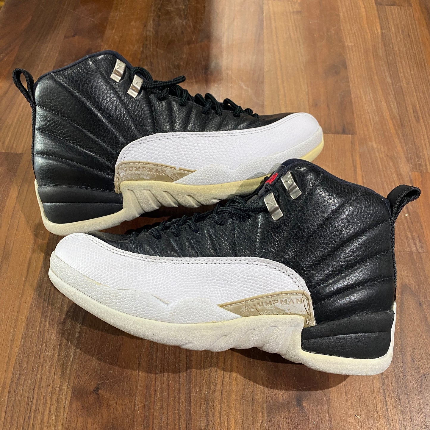 Jordan 12 Playoffs 1997 Size 8 USED UNWEARABLE s1314