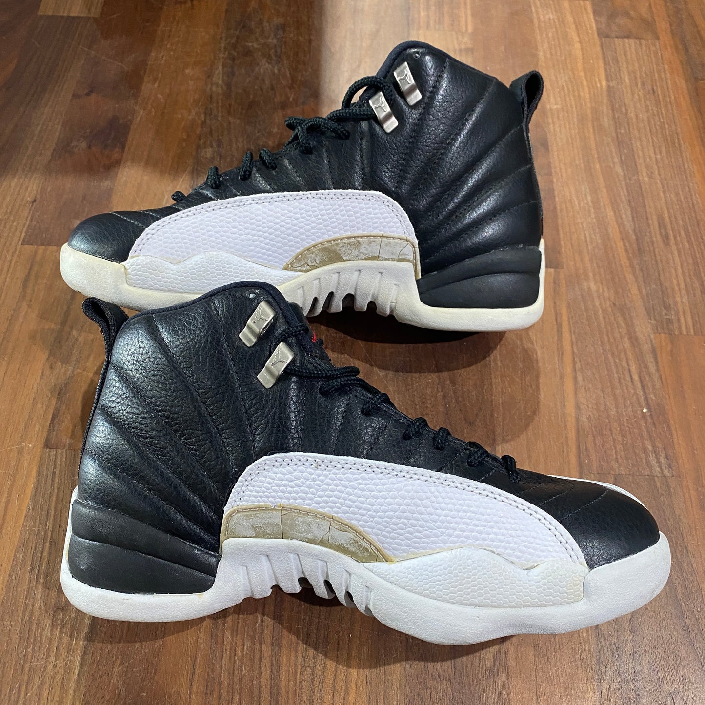 Jordan 12 Playoffs 1997 Size 8 USED UNWEARABLE s1314