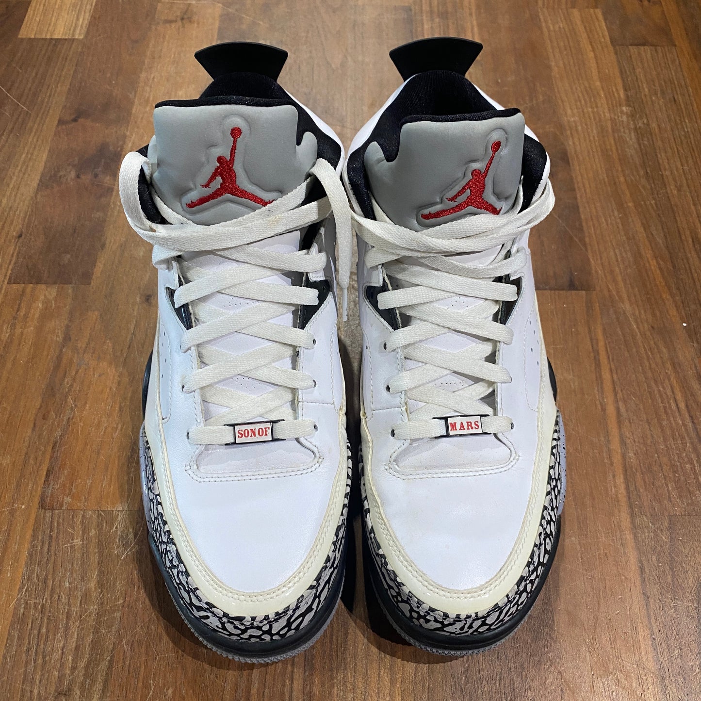 Jordan Son Of Low White Cement Size 10.5 USED s11966