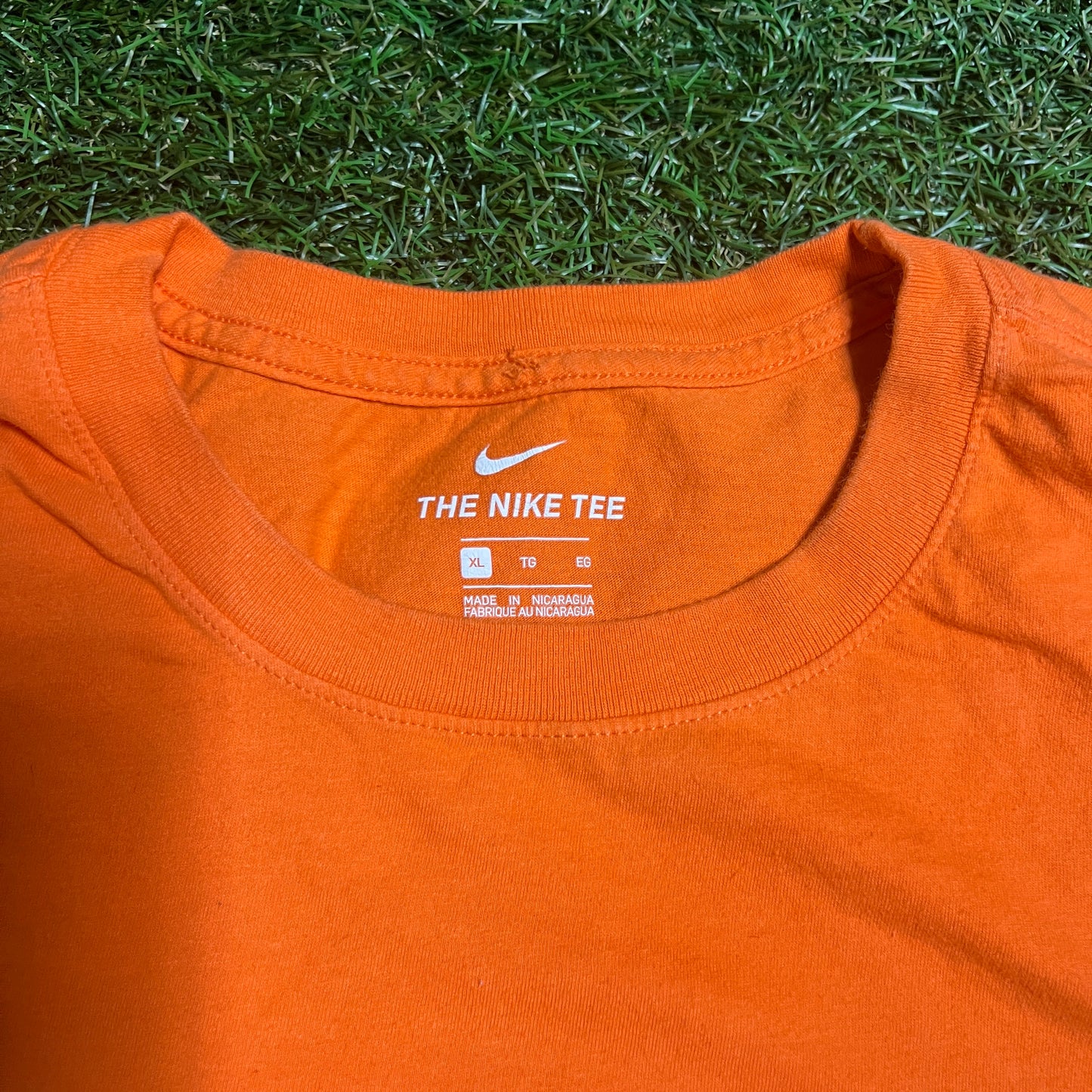 Nike Big Check Orange Tee Size XL USED v13139