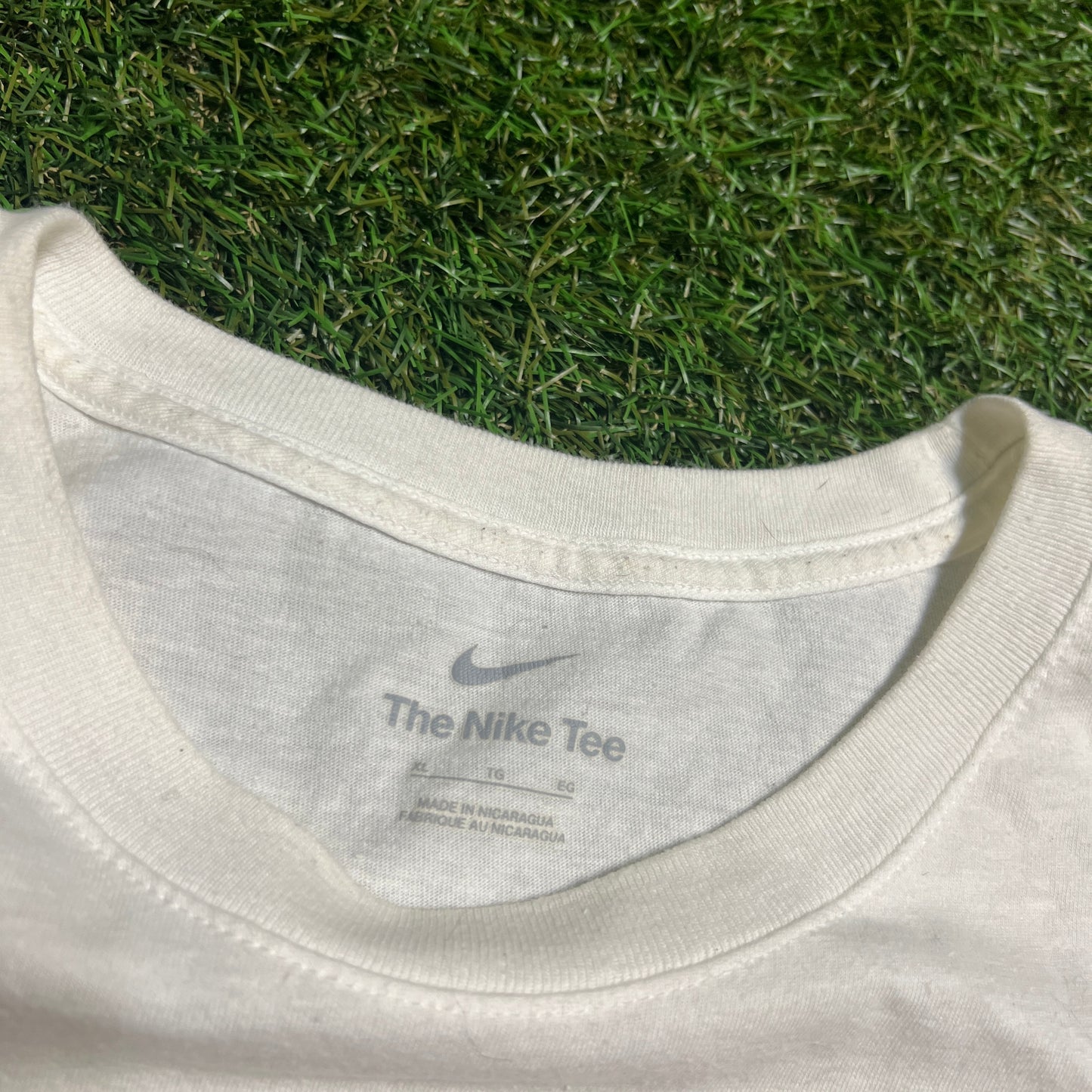 Nike Air Striped Front Tee Size XL USED v13138