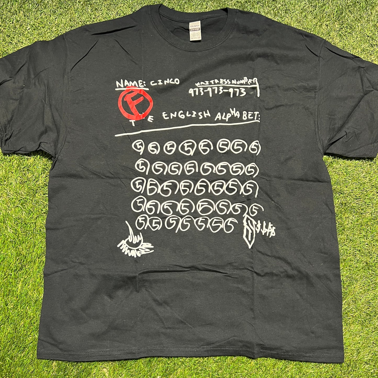 5am Cinco The English Alphabet Tee Black Size XXL Used V7013