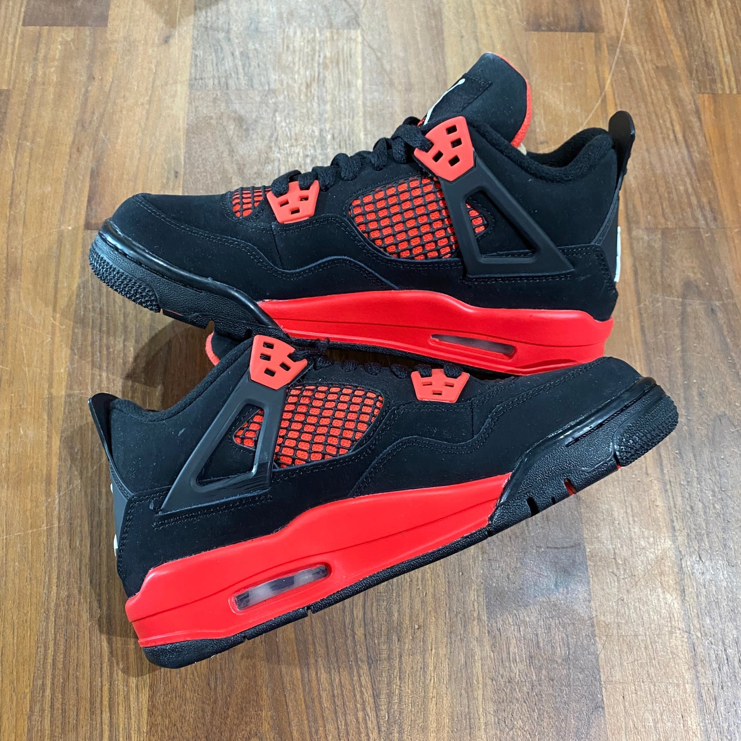 Jordan 4 Red Thunder Size 5y NEW s12457