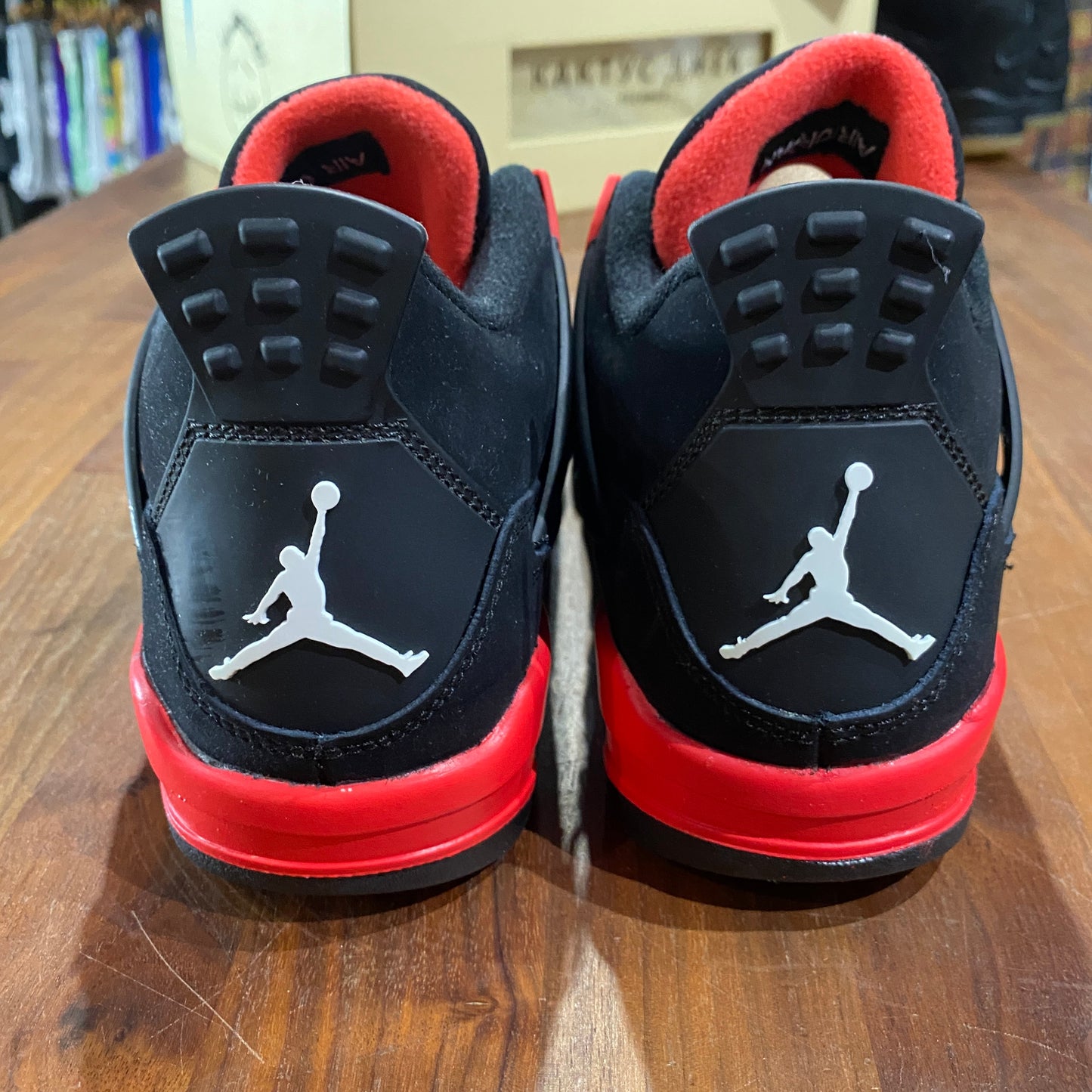 Jordan 4 Red Thunder Size 5y NEW s12457
