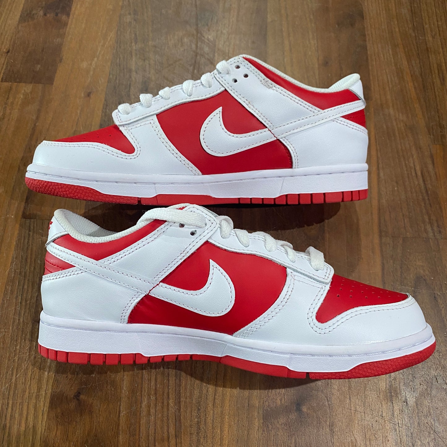 Nike Dunk Low Championship Red 2021 Size 7y NEW s12475