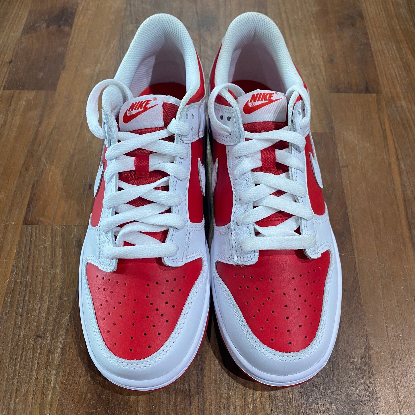 Nike Dunk Low Championship Red 2021 Size 7y NEW s12475
