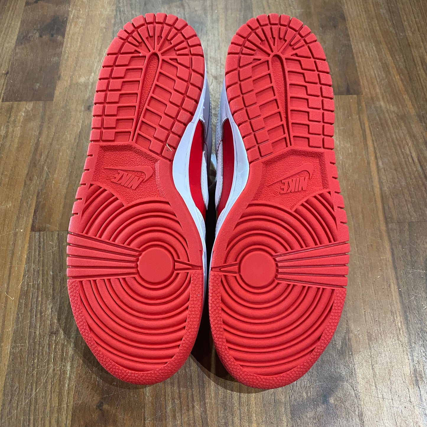 Nike Dunk Low Championship Red 2021 Size 7y NEW s12475
