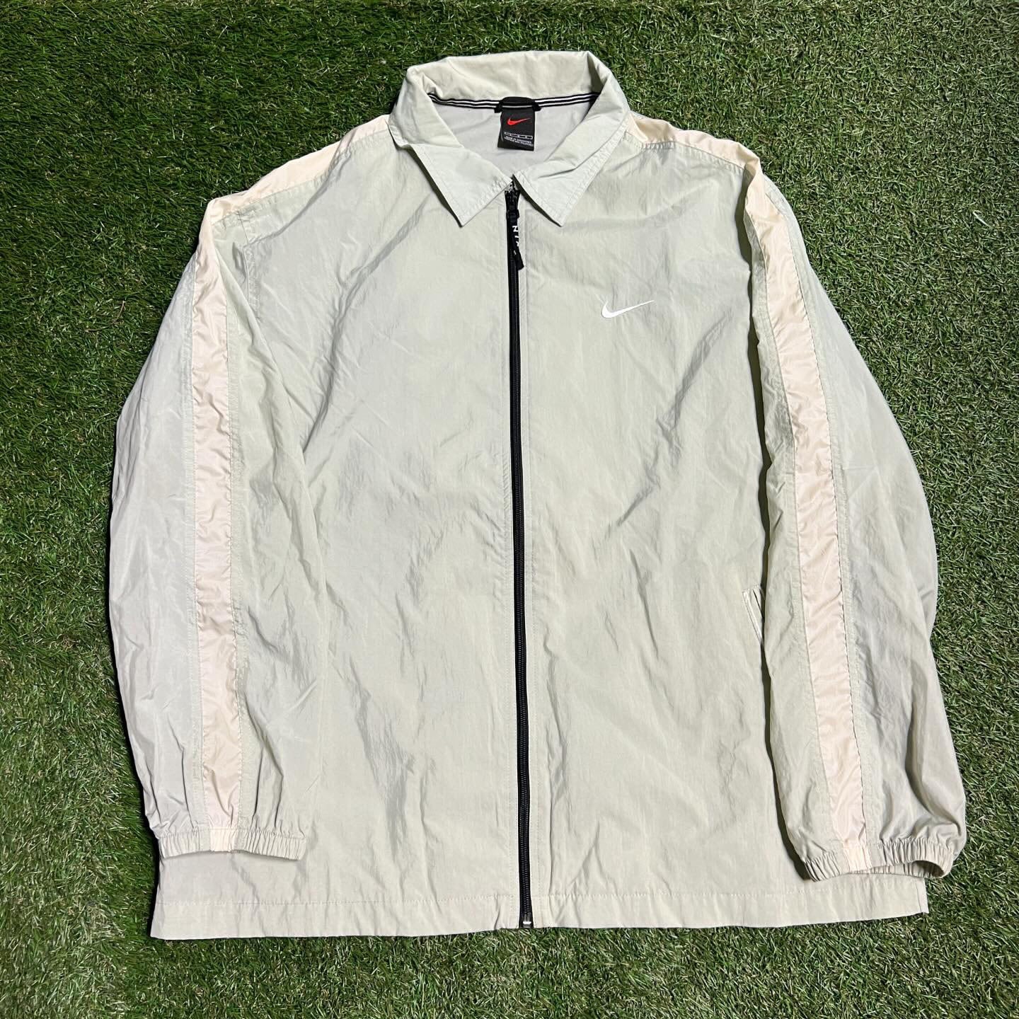 1997 Nike Seafoam Green Training jacket Size Large USED v13334