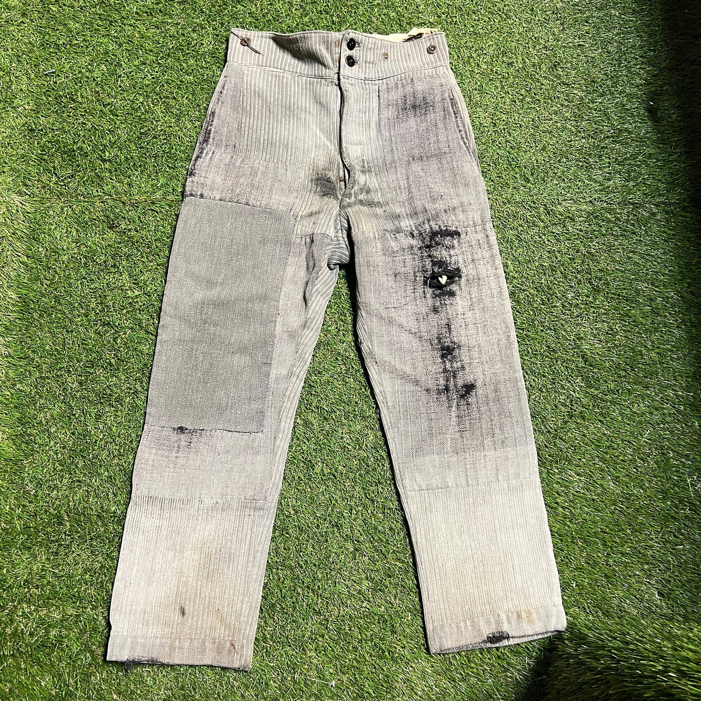 LAA1777 vintage straight legged pant Size 29 USED v13371