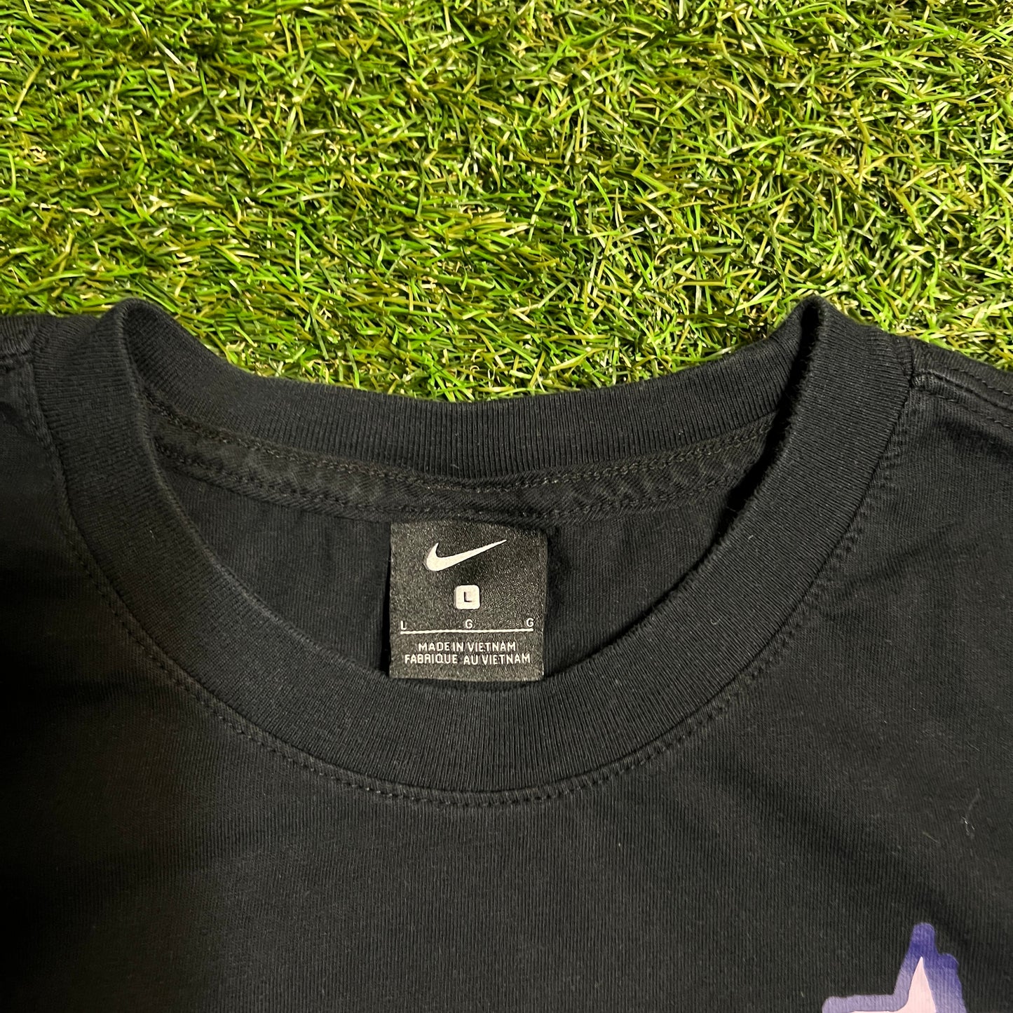 Nike Basketball Purple Stars Orange Check Black Tee Size Large USED x10372