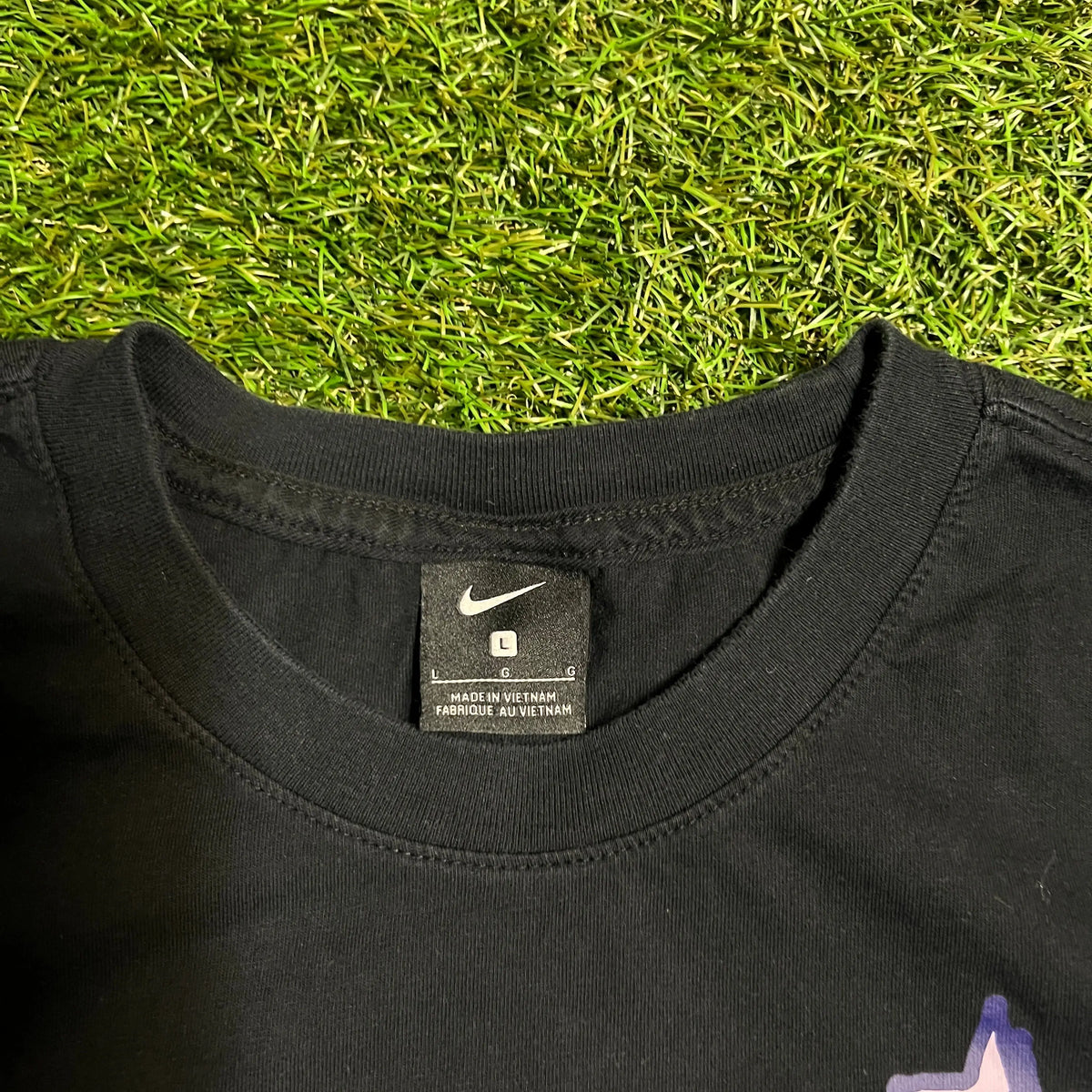 Nike Basketball Purple Stars Orange Check Black Tee Size Large USED x10372