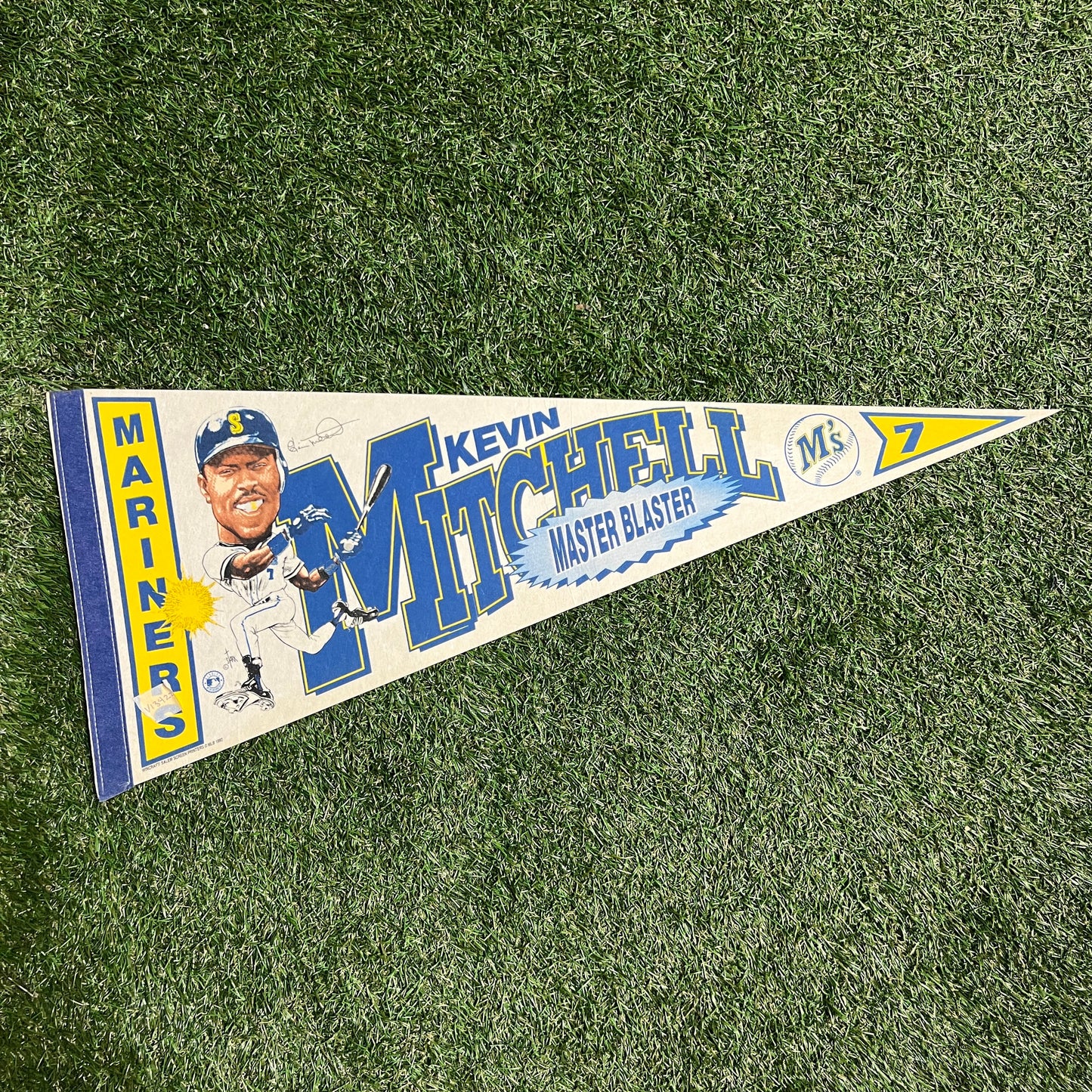 1992 MLB Mariners Kevin Mitchell Master Blaster White Pennant OS USED v13422