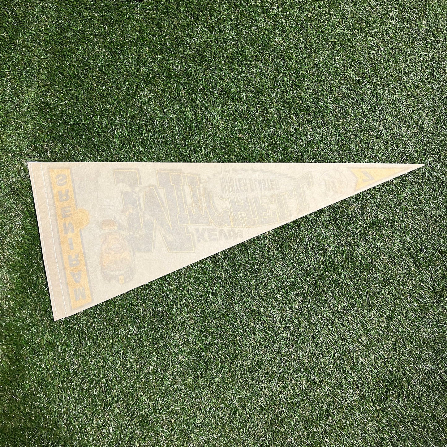 1992 MLB Mariners Kevin Mitchell Master Blaster White Pennant OS USED v13422