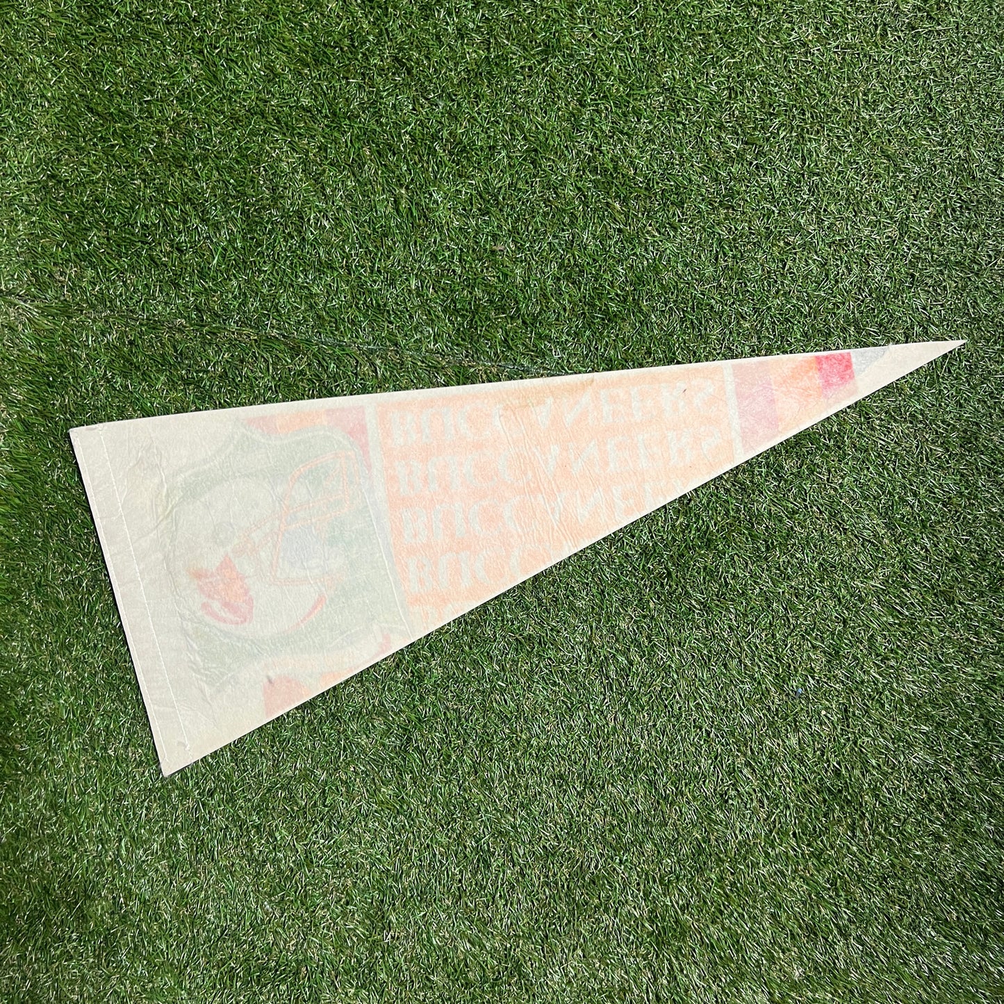 1990s NFL Tampa Bay Buccaneers Orange Pennant OS USED v13429