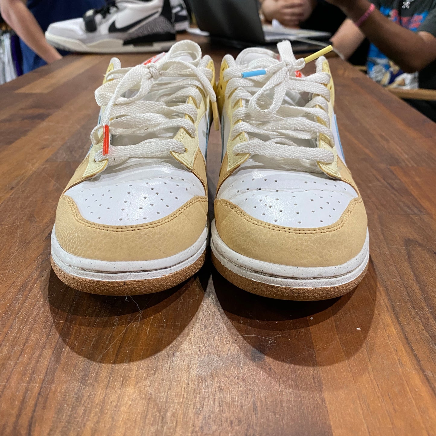 Nike Dunk Low Soft Yellow Alabaster Size 6.5M/8W USED NO BOX s12837