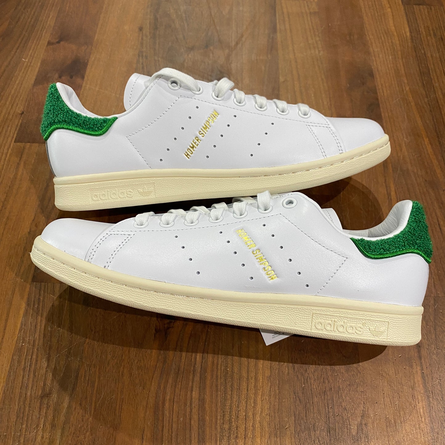 Adidas Stan Smith Homer Simpson Size 9 NEW s13062