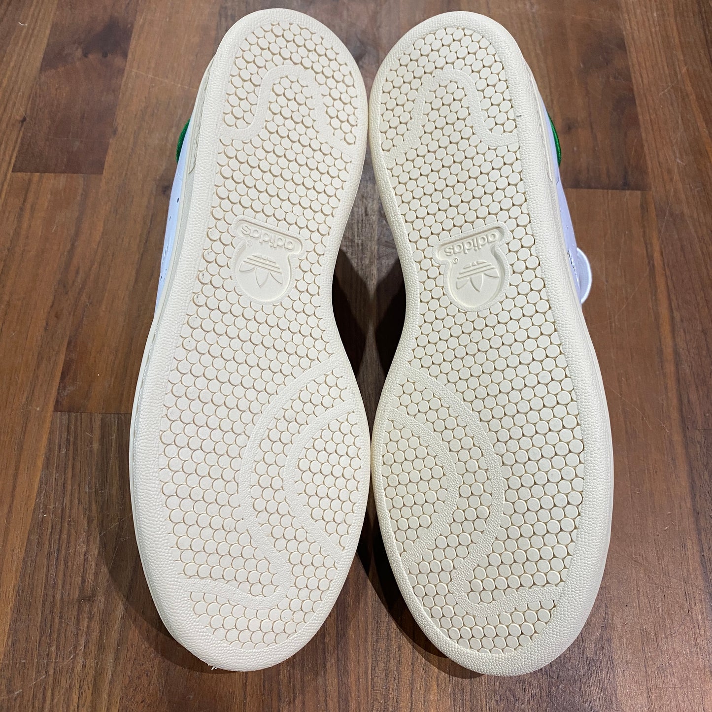 Adidas Stan Smith Homer Simpson Size 9 NEW s13062
