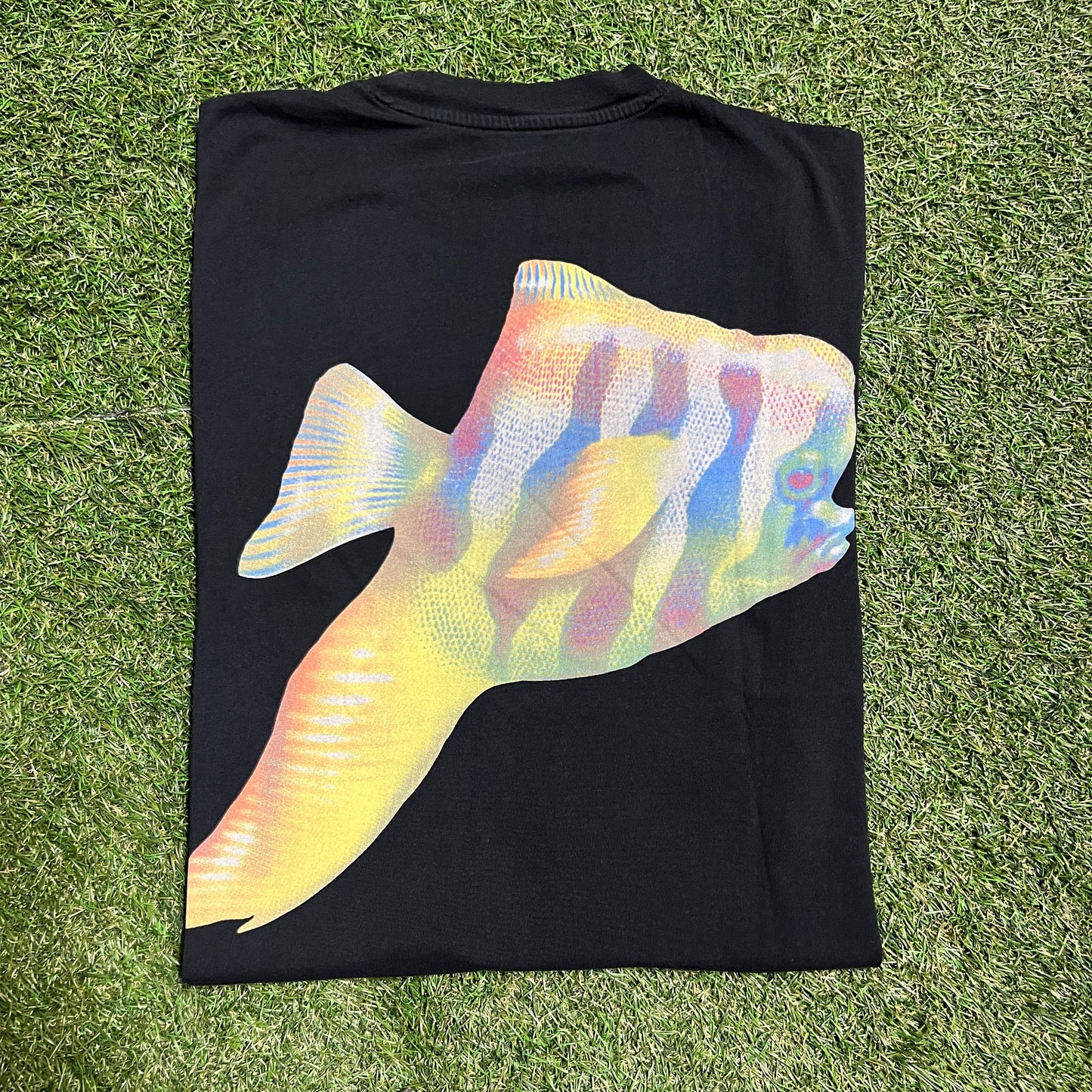 Palace Colorful Fish Logo Black Tee Medium USED x10678