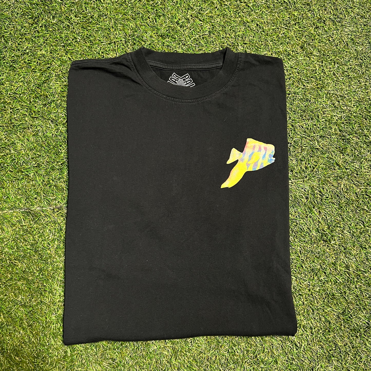 Palace Colorful Fish Logo Black Tee Medium USED x10678