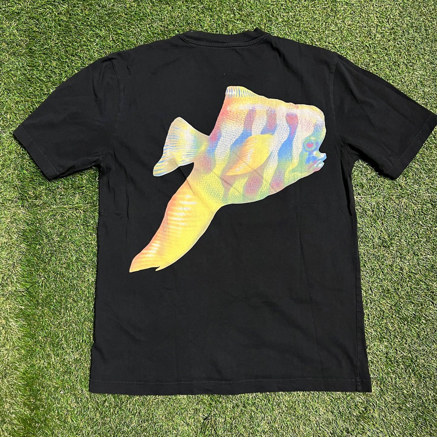 Palace Colorful Fish Logo Black Tee Medium USED x10678