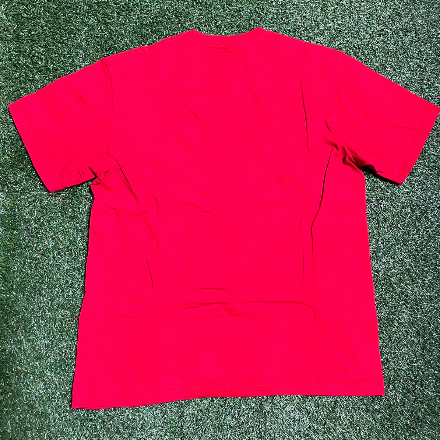 Supreme Man With Hand On Chest Red Tee Medium USED x10679