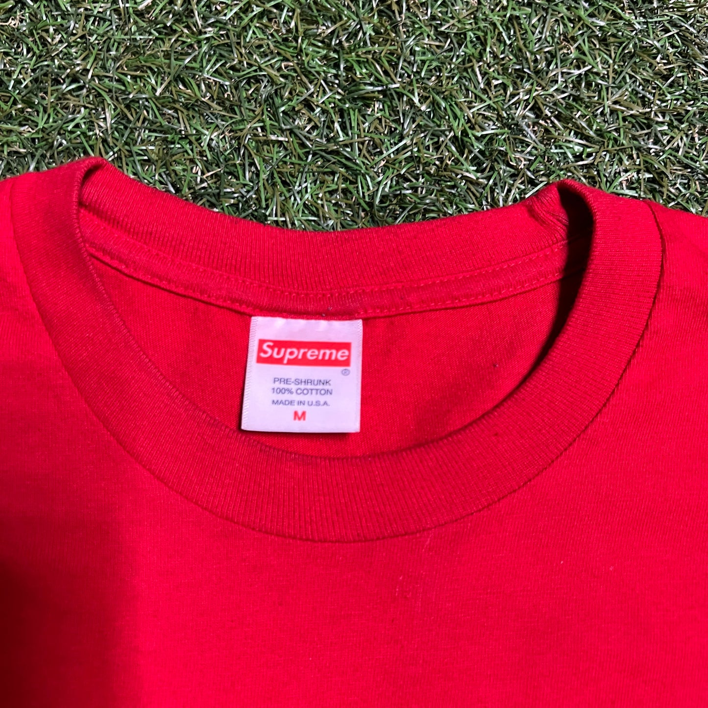 Supreme Man With Hand On Chest Red Tee Medium USED x10679