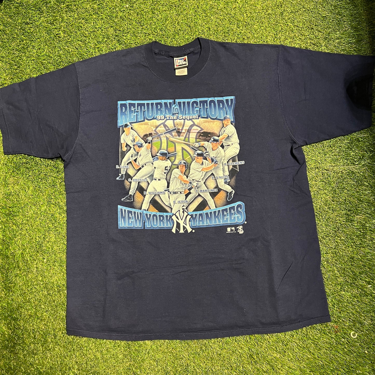 1999 Yankees Return to Victory Blue Tee Size XXL USED v13658