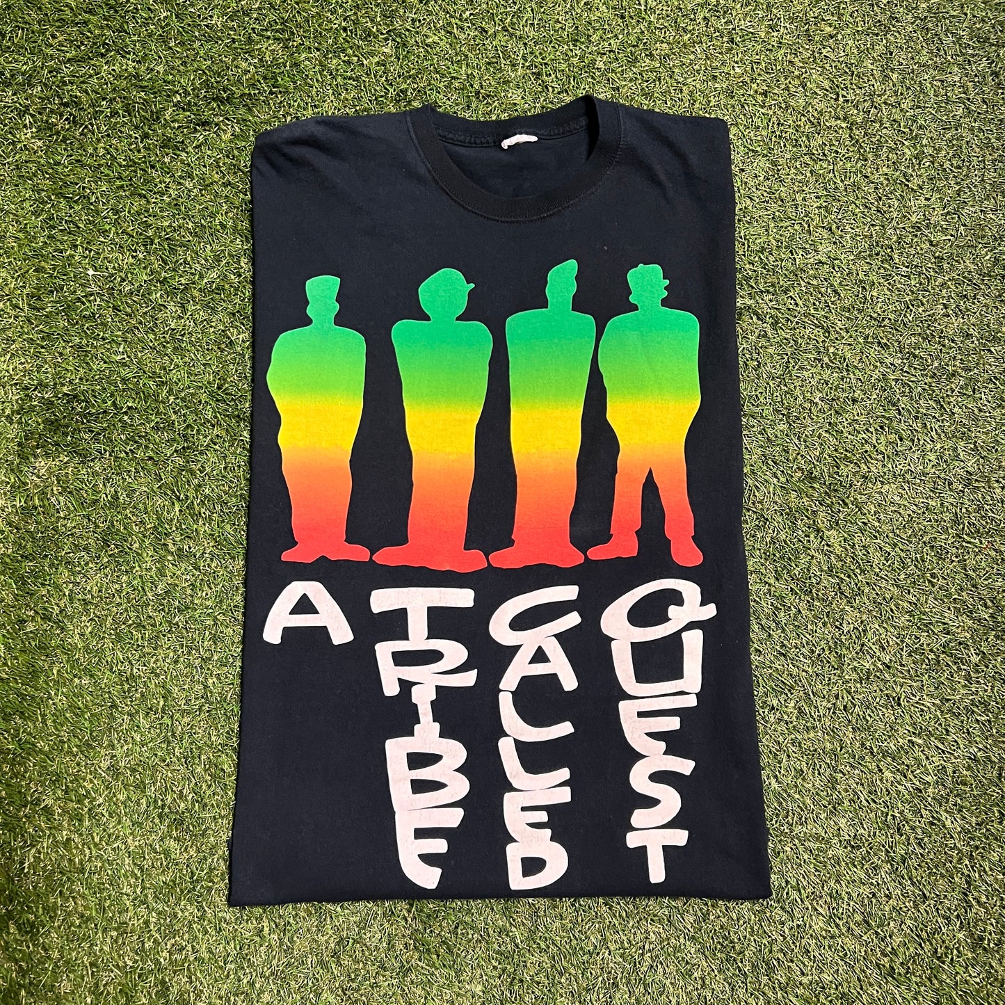 A Tribe Call Quest 4 Guys Posing Black Tee Size XL USED v13673