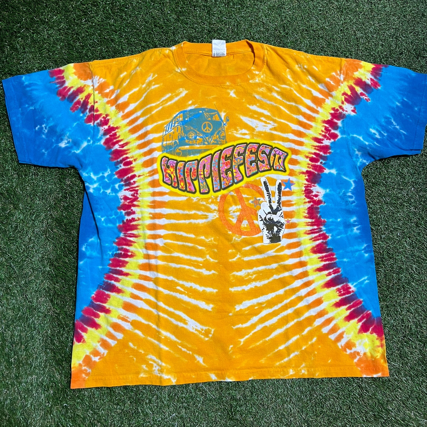 2007 hippiefest tee tie dye Size XL USED v13766