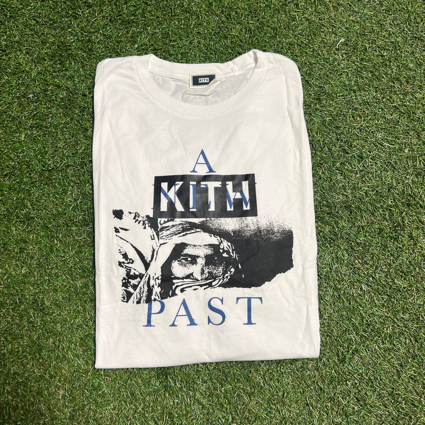 Kith New Past White Tee Size Large NEW x11064