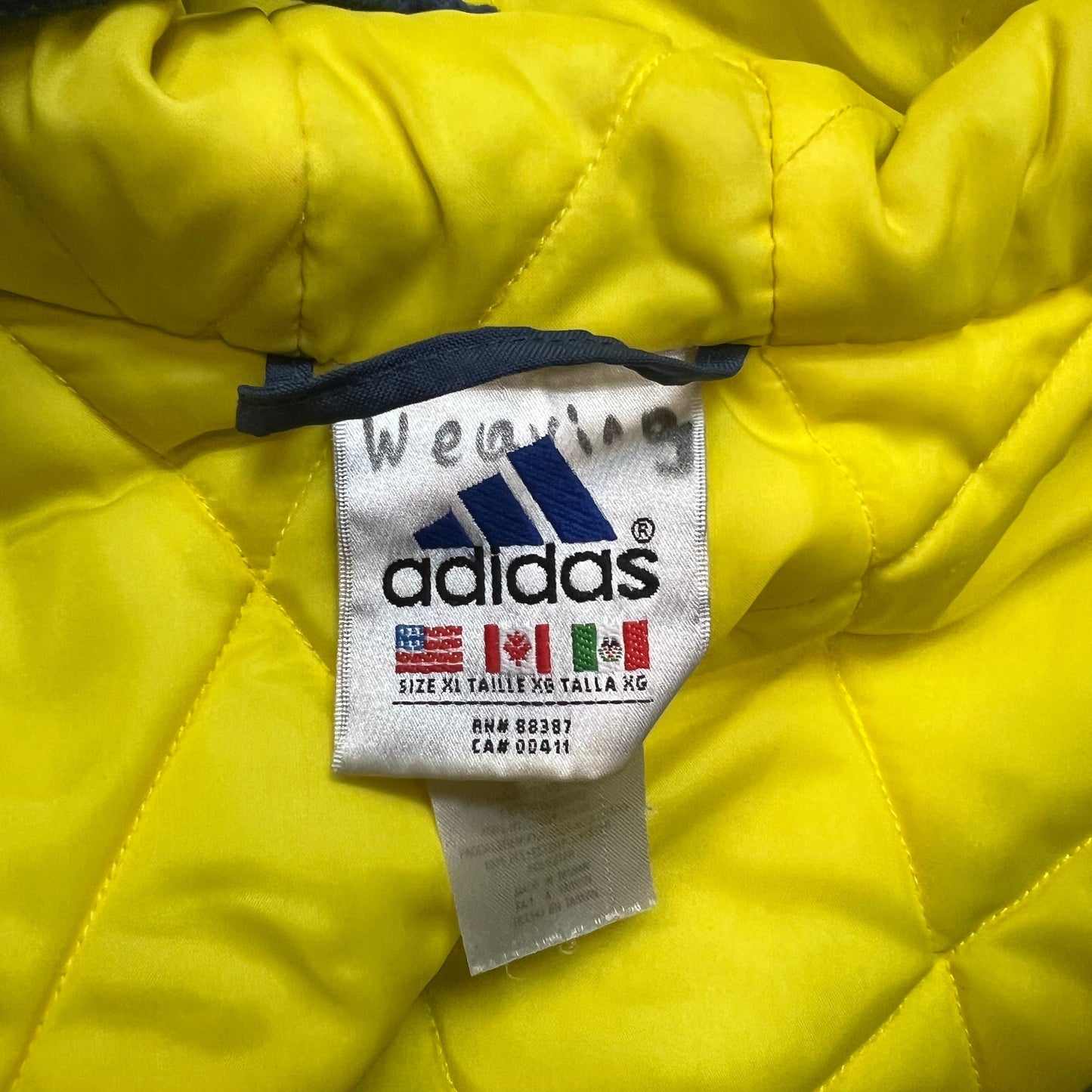 Adidas blue and yellow puffy jacket Size XL USED