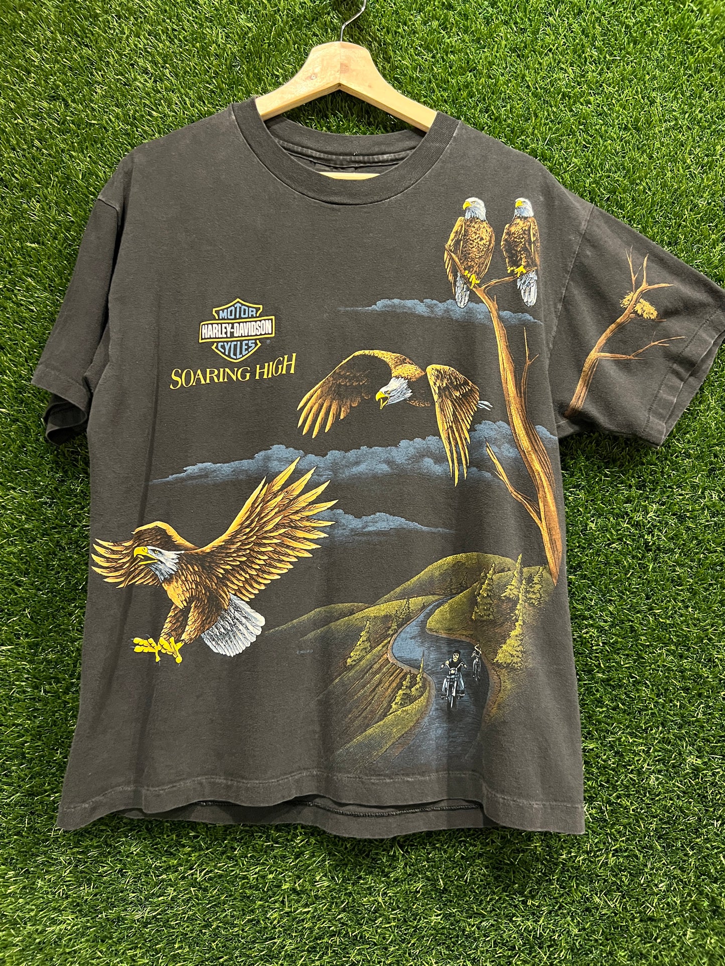 Harley Davidson Soaring High Tee Size L USED