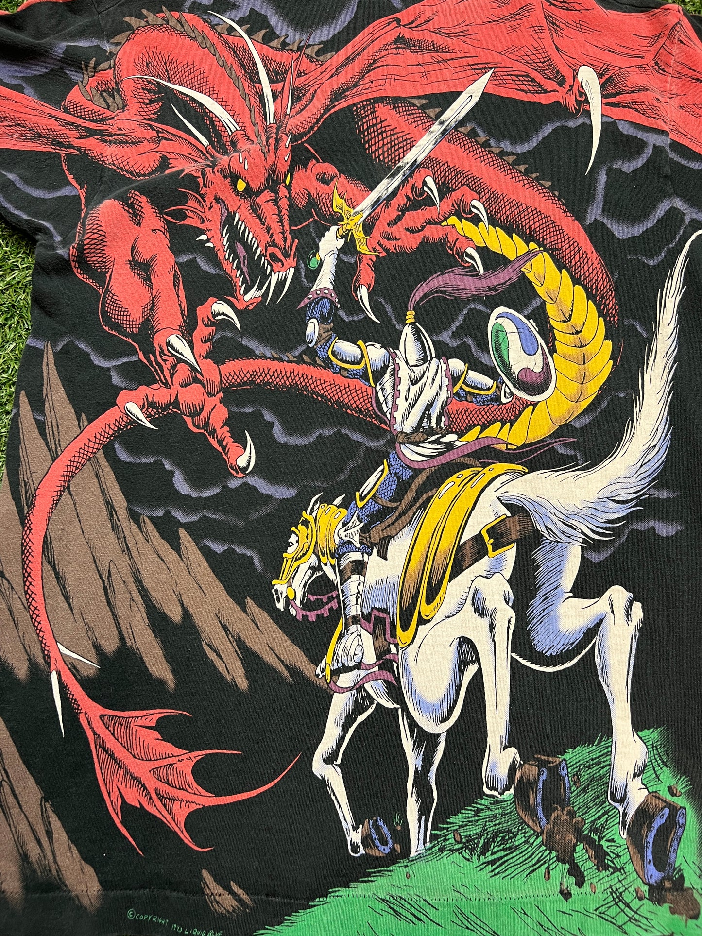 Liquid Blue Dragon Full Print 1993 Size Large USED v6460