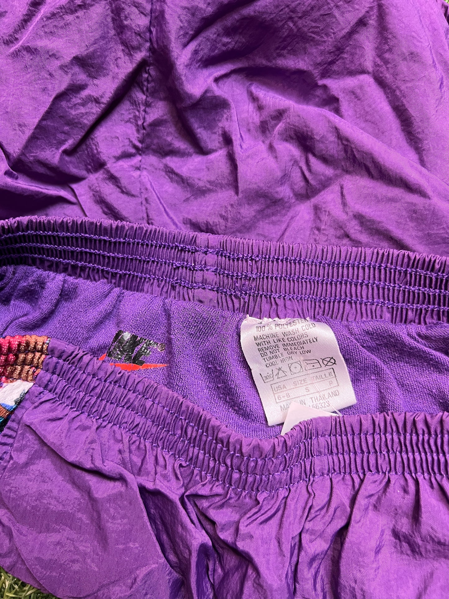 Nike 1990s Purple / Floral women's shorts Size Small USED