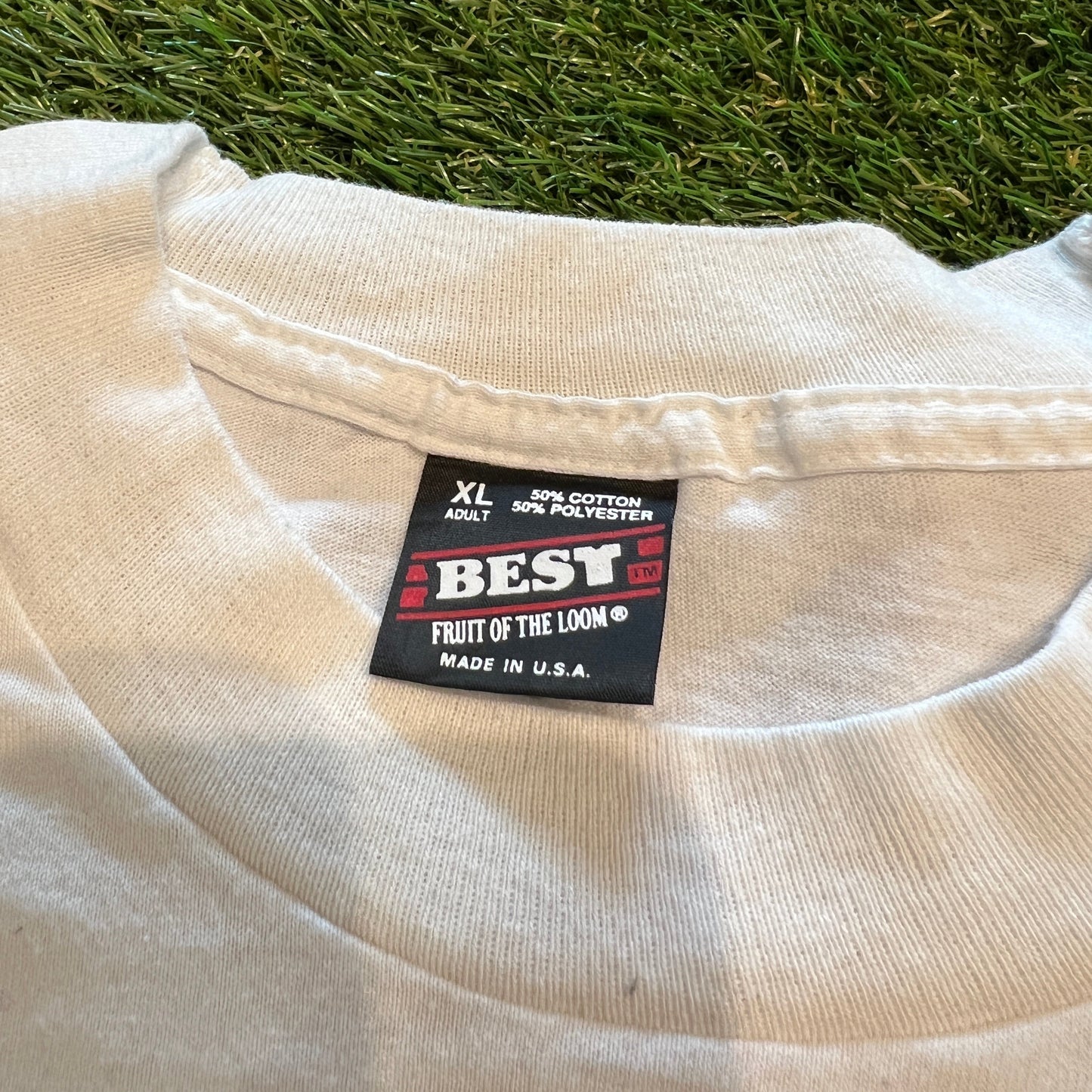 Blue eyed wolves tee white fruit of the loom tag Size XL USED
