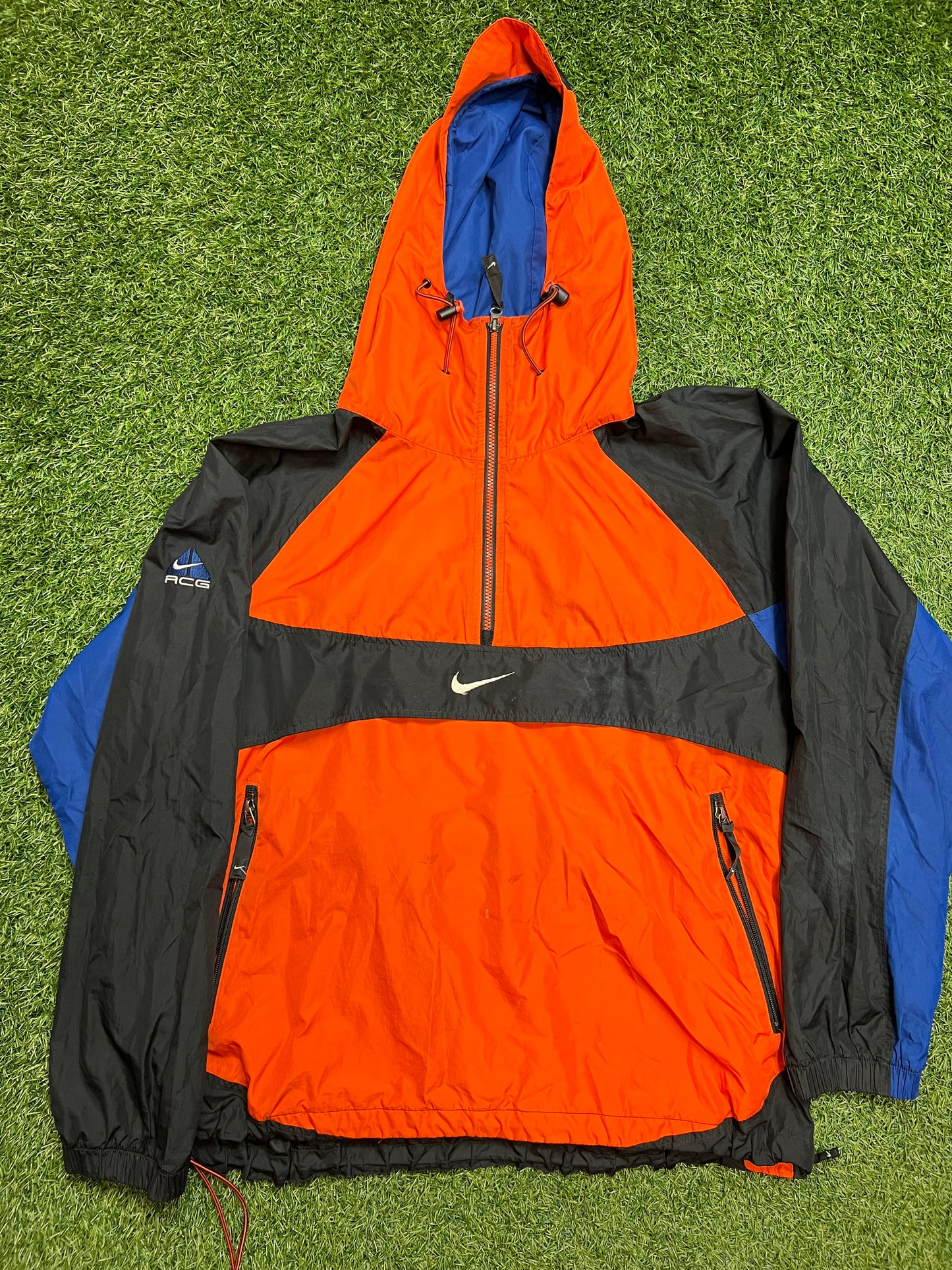 Nike ACG orange black and blue windbreaker Size Large USED v11444