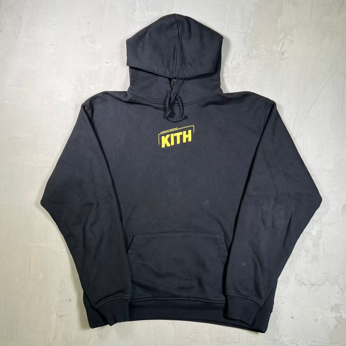 Kith Star Wars Credits Hoodie Black Suize Large USED x18831