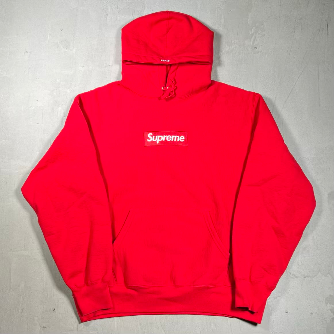Supreme Box Logo Red Hoodie (2023) Size Medium USED x18608