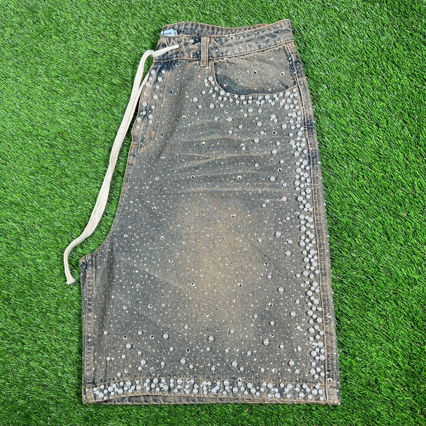 Vale Rainforst Rhinestone Denim Washed Jean Jhorts Size 34 NEW x14790